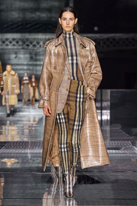 Burberry fashion